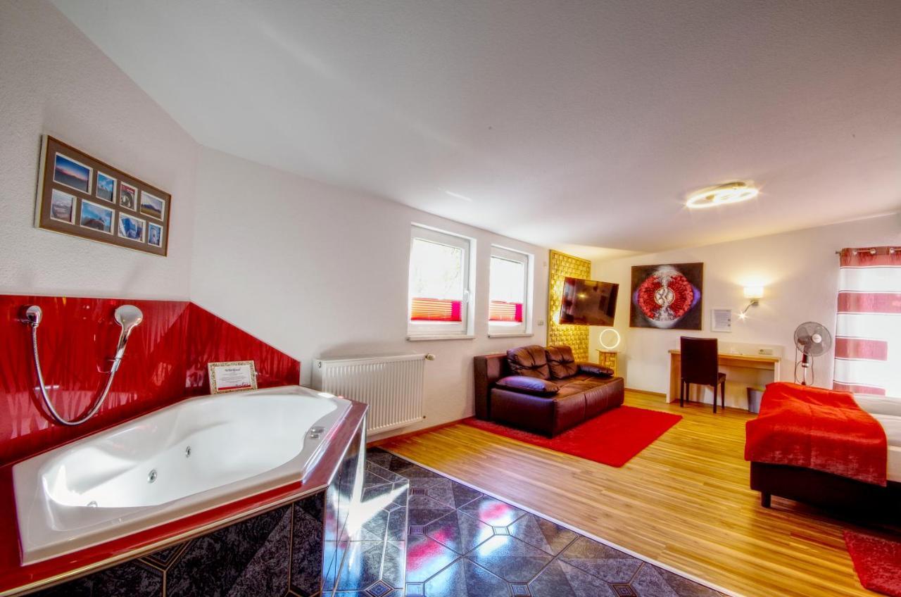 Hotel Jakob Groß-Umstadt Esterno foto