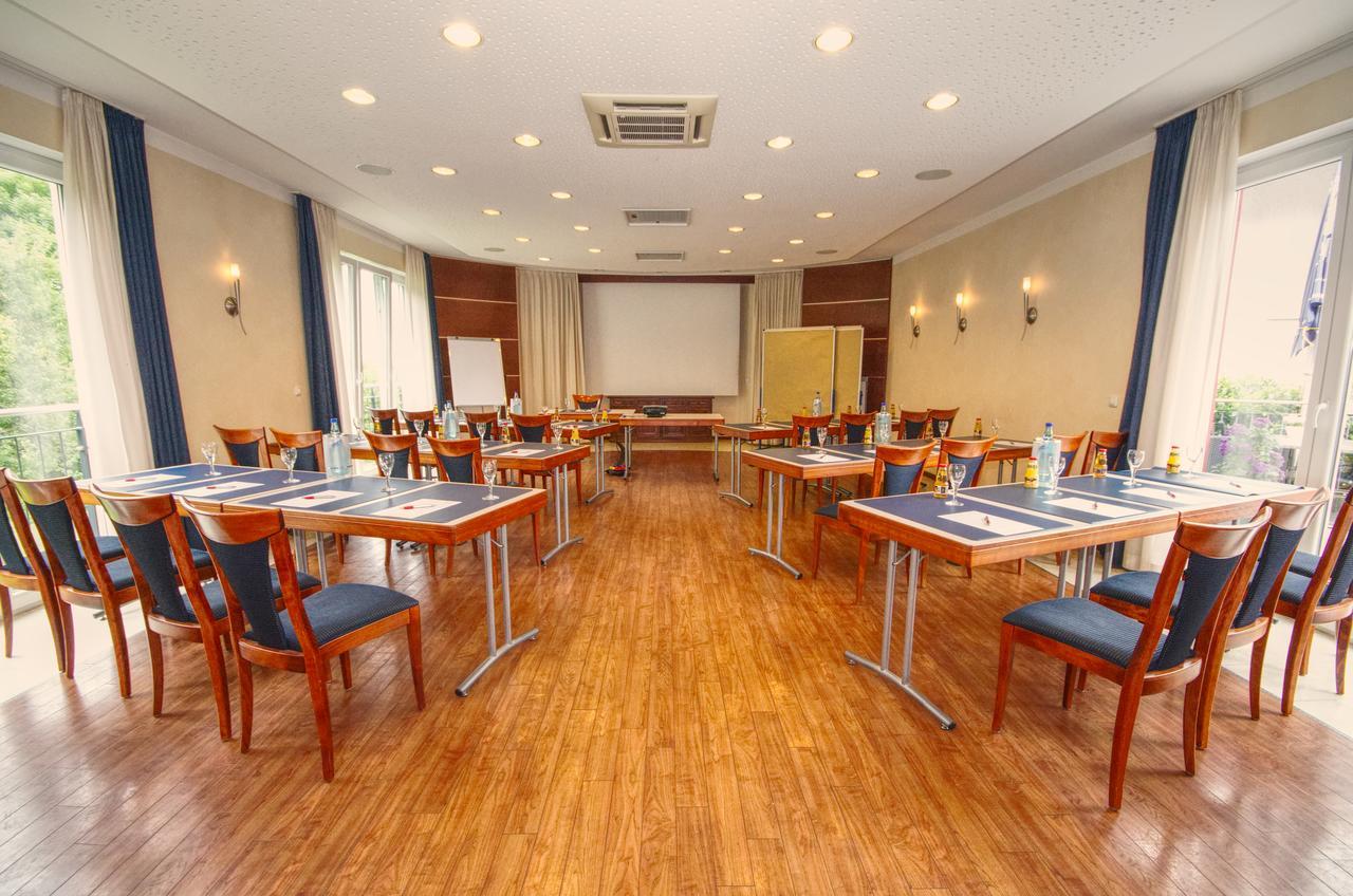 Hotel Jakob Groß-Umstadt Esterno foto