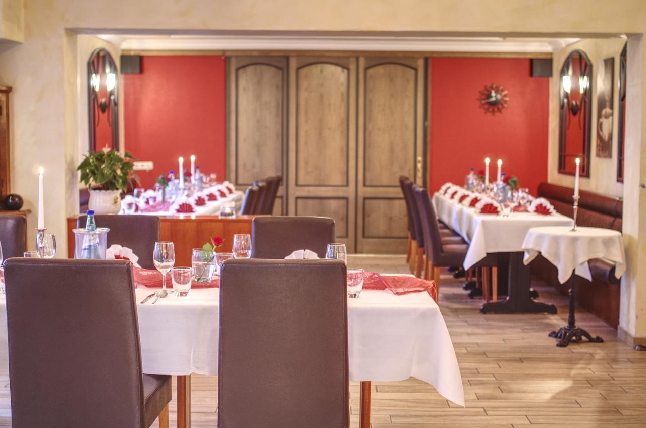 Hotel Jakob Groß-Umstadt Esterno foto